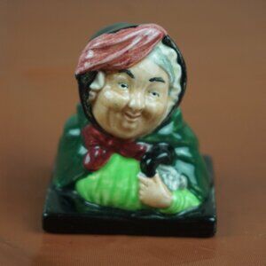 Royal Doulton Mini Figurine Sairey Gamp England 2" Ceramic Green Cape Hat